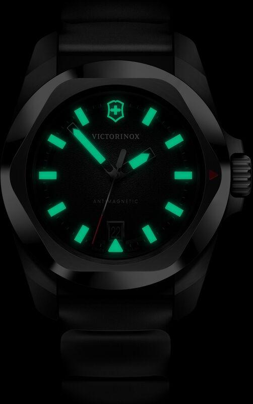 Victorinox Swiss Army I.N.O.X. 242028 Reloj unisex