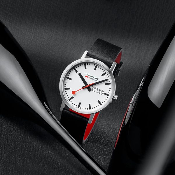 Mondaine A667.30360.11SBBV Unisexuhr Mondaine A667.30360.11SBBV Unisexuhr