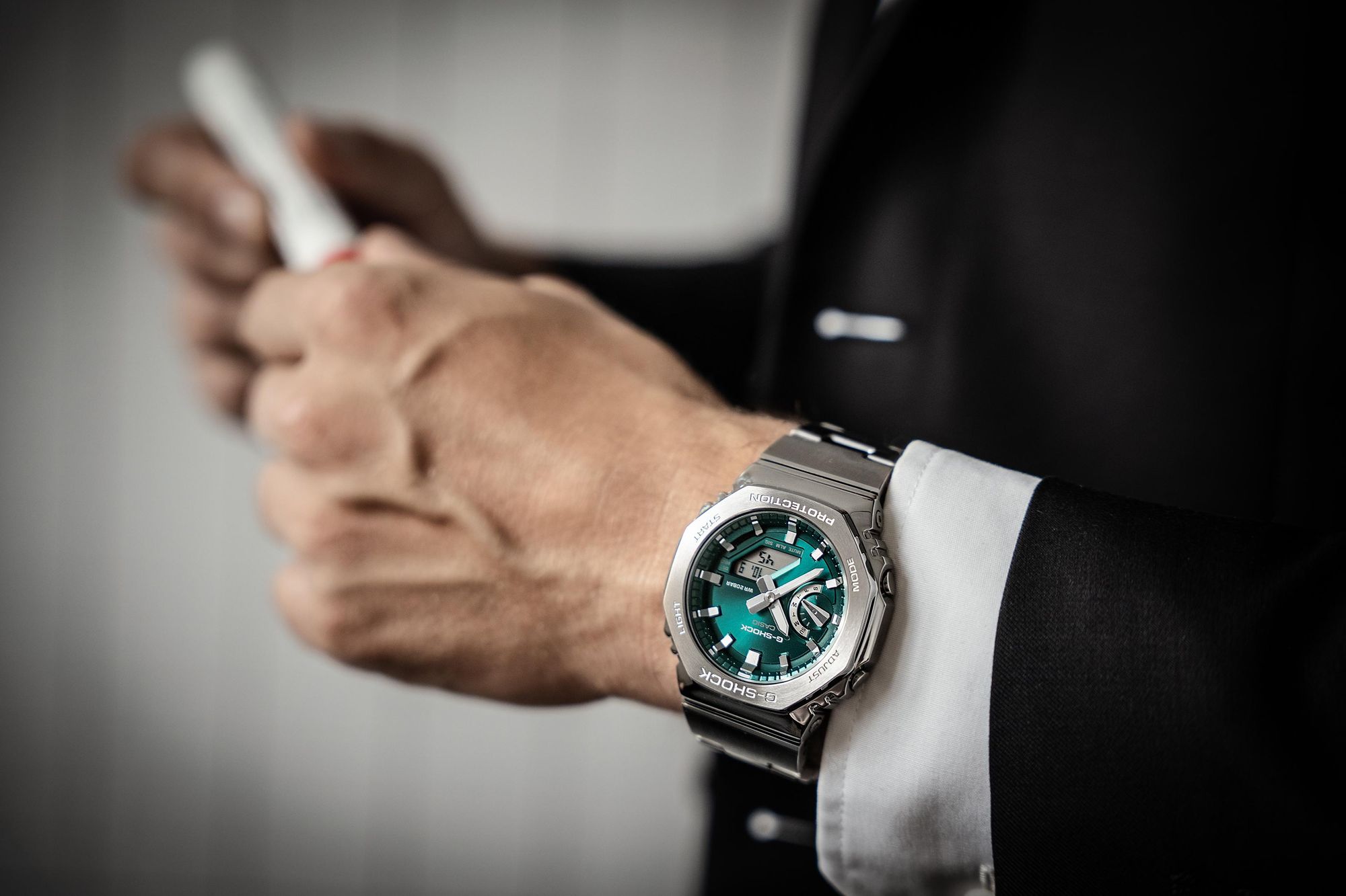 Casio G-Shock Classic GM-2110D-3A1ER Herrenarmbanduhr