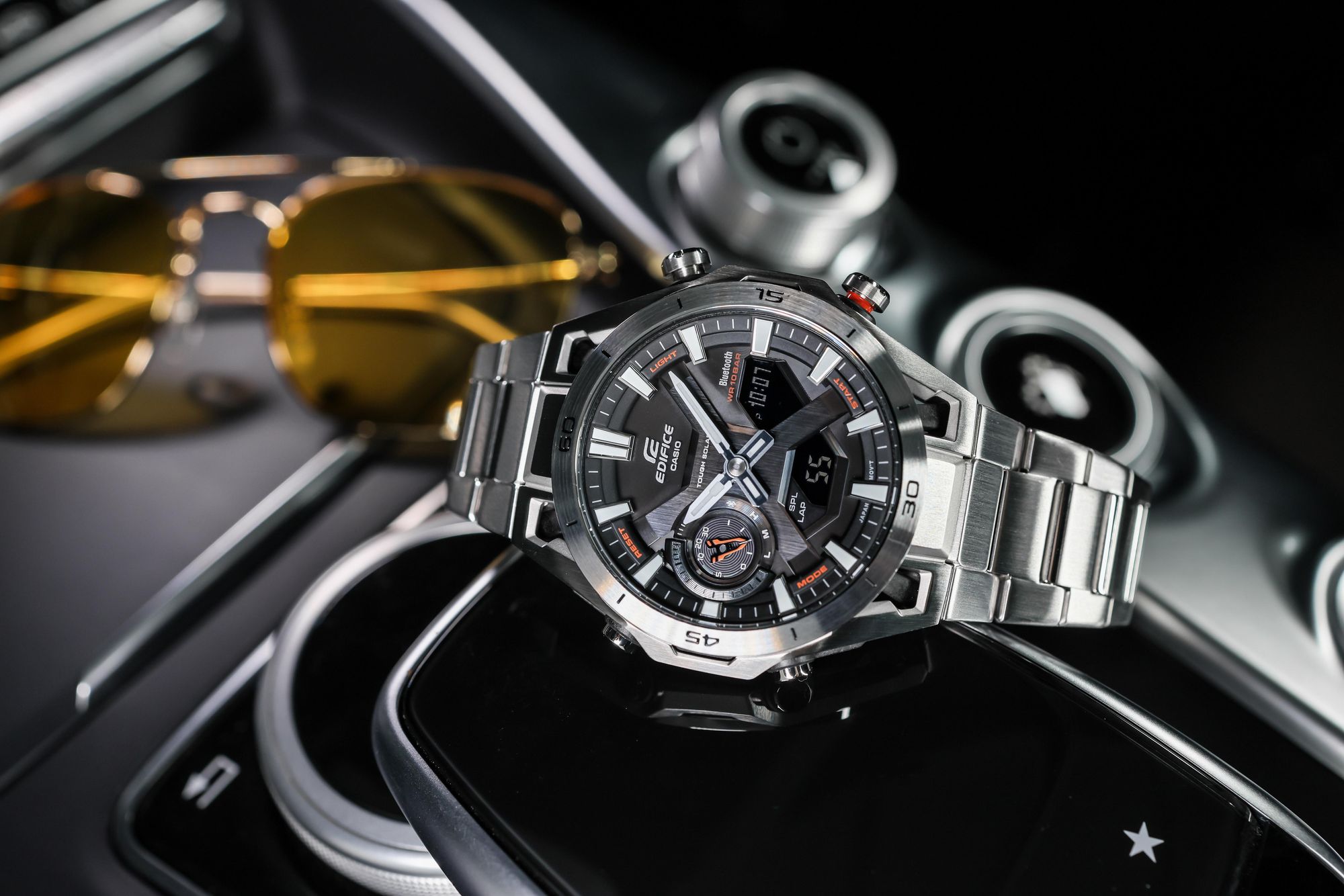 Casio Edifice Bluetooth ECB-2300D-1AEF Montre-Bracelet pour hommes Technologie Bluetooth Casio Edifice Bluetooth ECB-2300D-1AEF Montre-Bracelet pour hommes Technologie Bluetooth