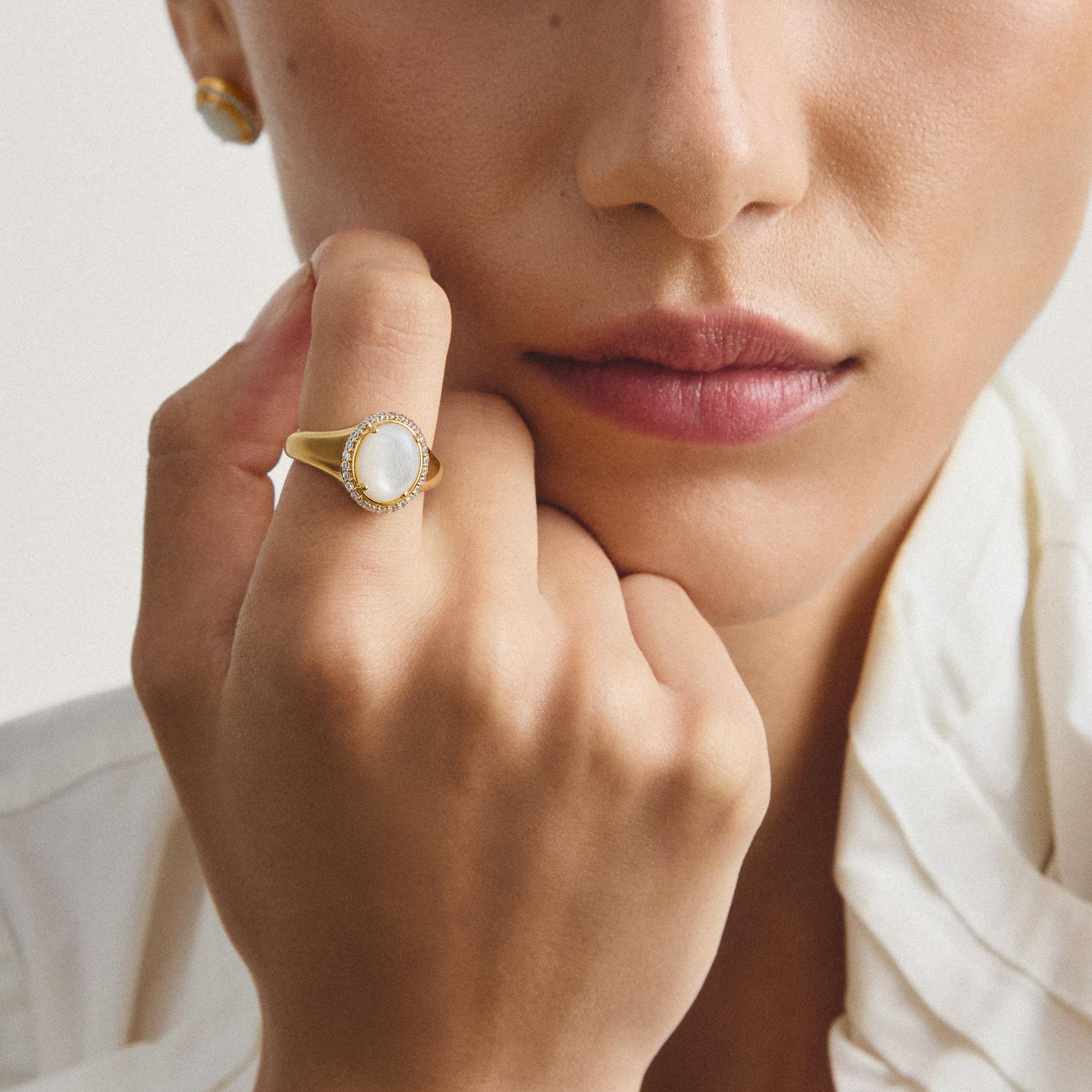 Thomas Sabo Fluid Elegance TR2542-M01-14 Anello donna Thomas Sabo Fluid Elegance TR2542-M01-14 Anello donna