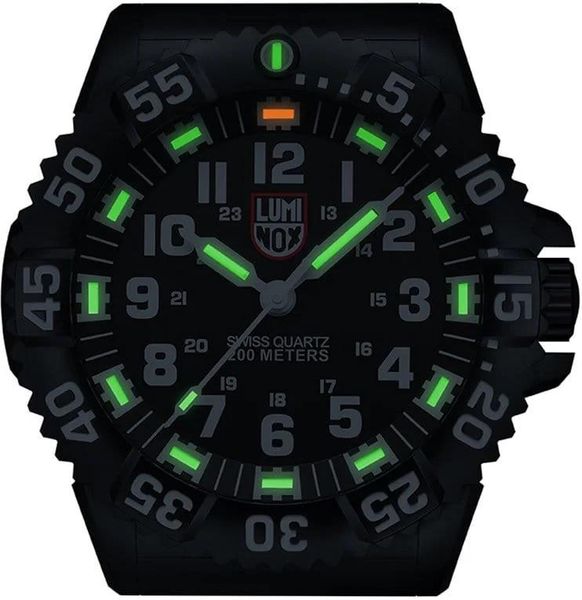 Luminox WALL CLOCK XL.BIG.40 Wandklok