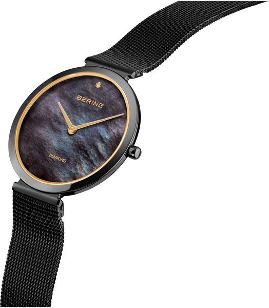 Bering Classic 18132-132 Dames armbandhorloge