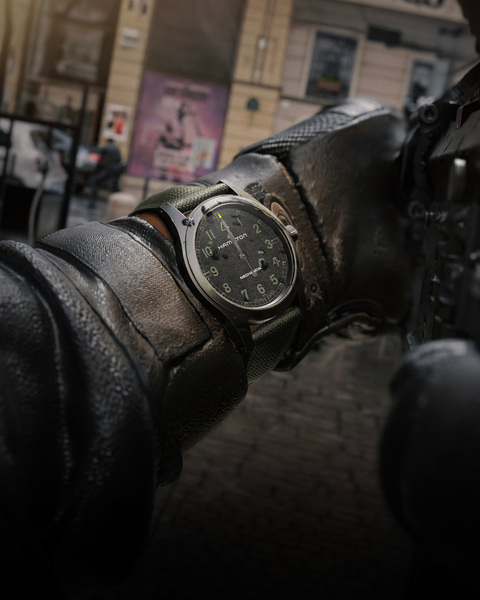 Hamilton Khaki Field Call of Duty Modern Warfare 4 H69469930 Unisex