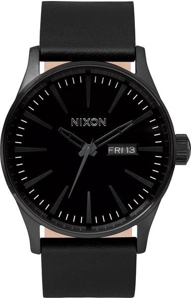 Nixon Sentry Leather A105-001 Herrenarmbanduhr Design Highlight Nixon Sentry Leather A105-001 Herrenarmbanduhr Design Highlight