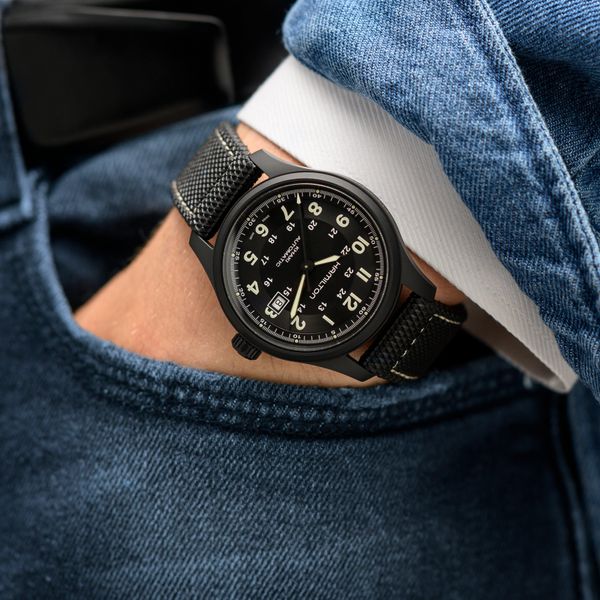 Hamilton Khaki Titanium H70575733 Automatic Mens Watch Excellent readability Hamilton Khaki Titanium H70575733 Automatic Mens Watch Excellent readability